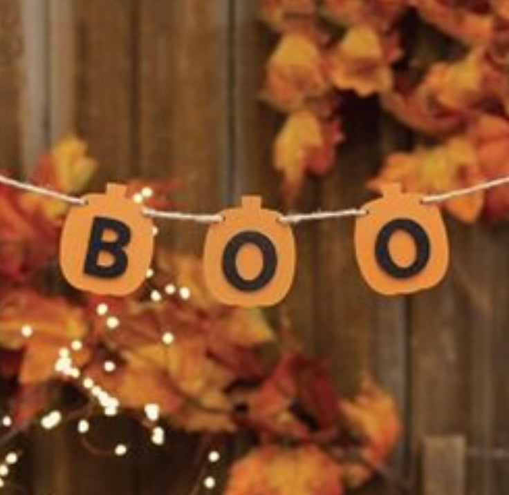 BOO Pumpkin Garland