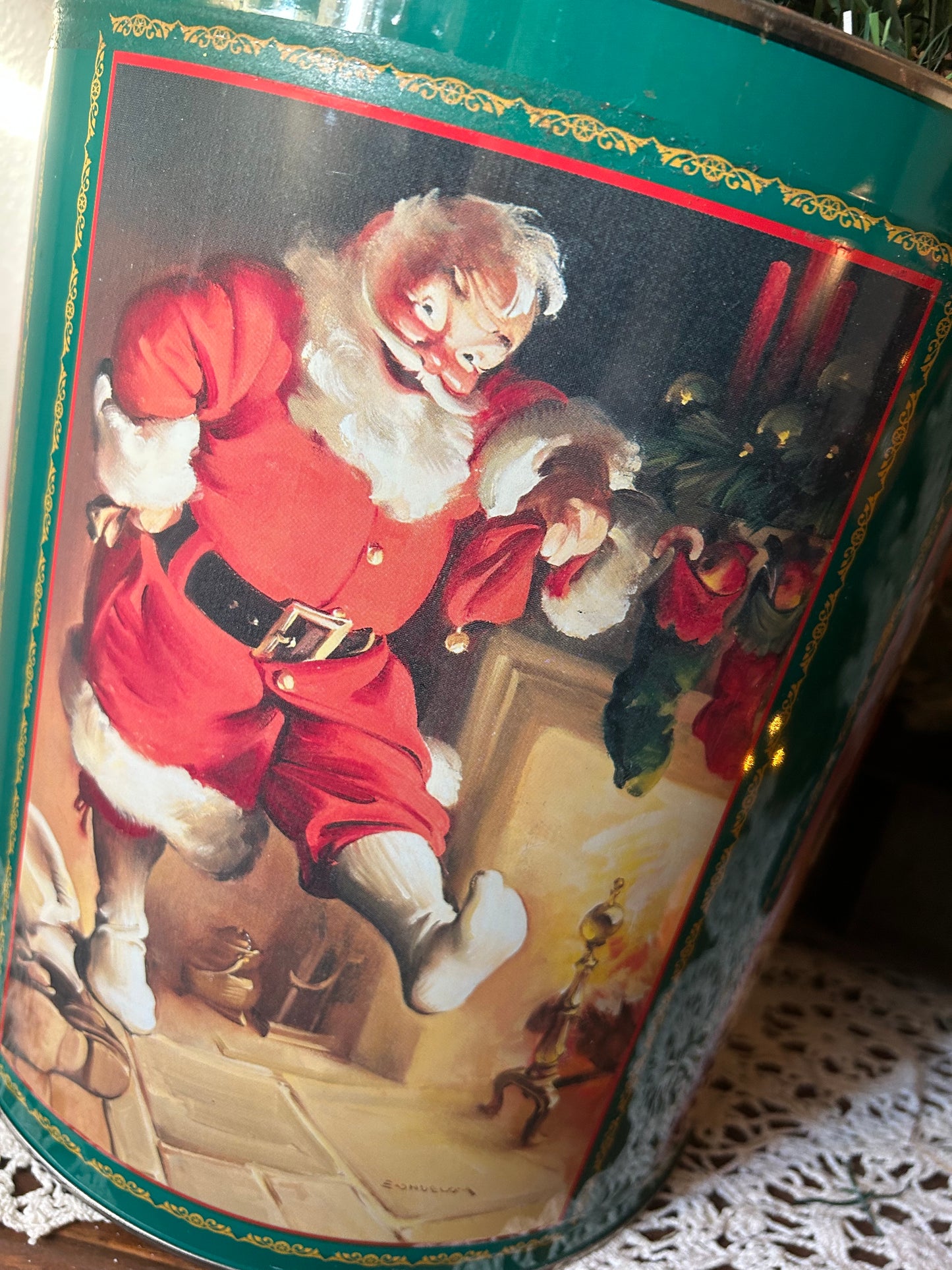 Vintage X-Large Santa Tin