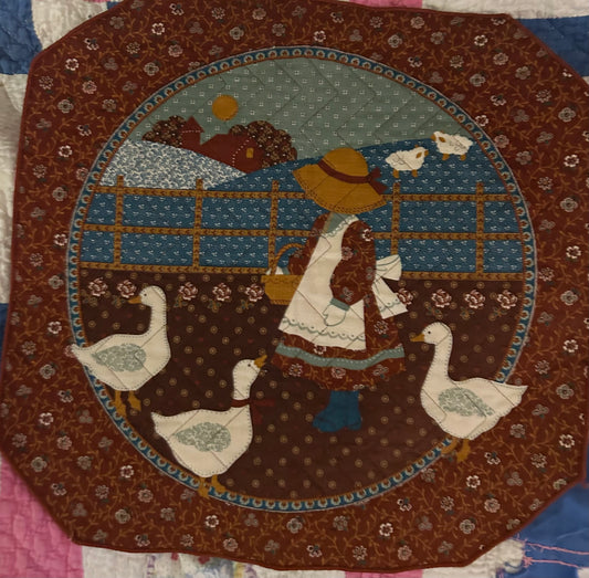 Vintage Sun Bonnet Sue Quilt piece