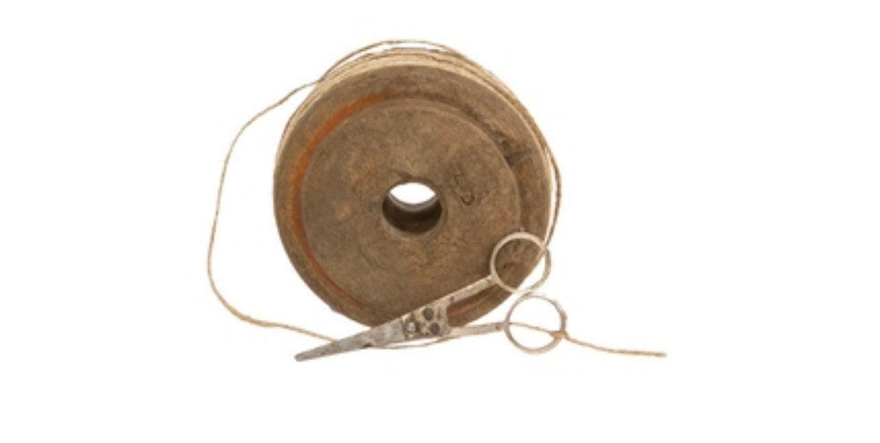 Antique Flat Jute Twine Spool w/Scissors